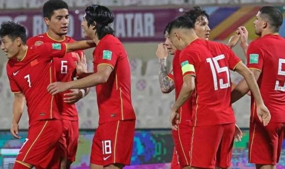 【世预赛】洛国富世界波吴曦造黄油手 沙特3比2国足