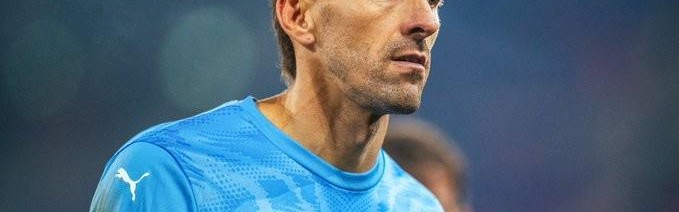 官方：帕尔马与39岁门将瓜伊塔解约