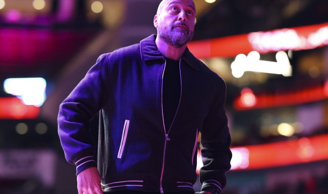 没剩几个小时了~目前还有9个队没有交易操作：火箭&amp;马刺&amp;雄鹿在列